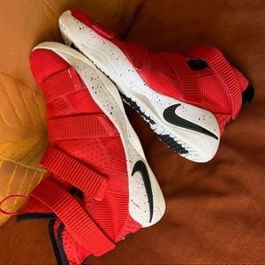 lebron soldier 11 size 6